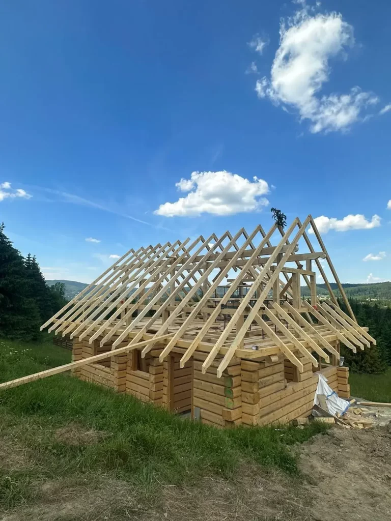 dom z bali Istebna Zagroń (1)