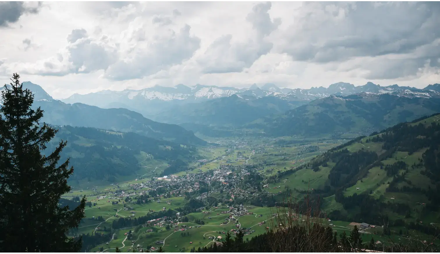 widok na góry beskidy